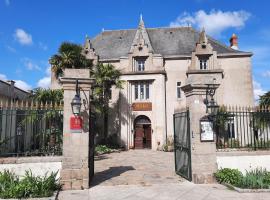 Hôtel De La Barbacane, hotel v destinácii Tiffauges