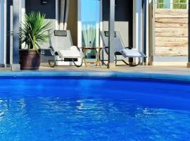 Holiday house Boost with heated pool