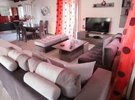 Moon studios, hotel v destinaci Lygia
