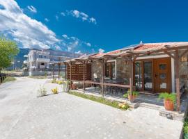 Eleni's Stone House, villa en Skala Potamias