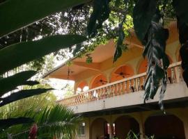 Mission Villas, Big Creek, Isla Colon, Bocas del Toro, Panama, hotel in Bocas del Toro