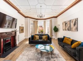 3 Bedroom Garden Apartment Opposite the Beach &ndash; hotel w Brighton and Hove