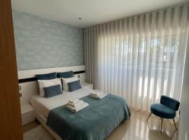 OPORTO House AL, hotel near Francisco Sa Carneiro Airport Metro Station, Maia