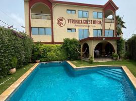 Veronica Guest House, hotel in Lomé