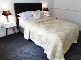 Cheerful home close to the city and Peak District, povoljni hotel u gradu Neepsend