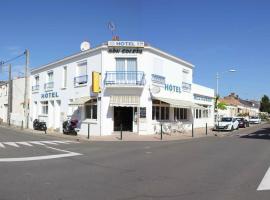 Hotel le Bon Soleil، فندق في لي سابلِ دولونْ