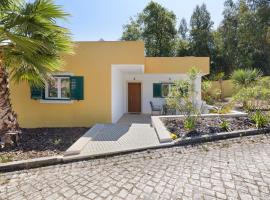 Quinta Vitae, hotel with parking in Gradil