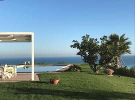 In collina sul mare..., holiday home in Montenero di Bisaccia