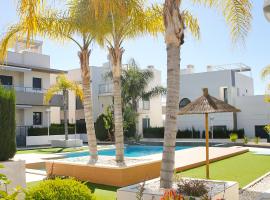 Fantastic Home with AC, pool and bbq, hotel en Rojales