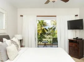 Villa Montaña Beach Resort