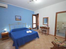 Cascina degli Ulivi, hotel v destinaci Castelluzzo