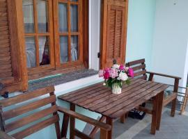 Casa margot, vacation rental in Riva Ligure