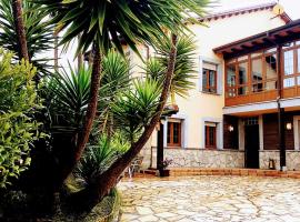 Villa Natalia Loft Rural, parkimisega hotell sihtkohas Llanes