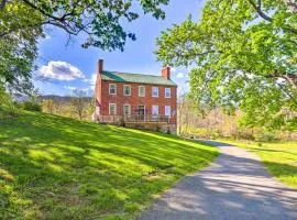 Historic Hammond House with Wine Country View!