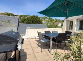 Gîte La p'tite terrasse Chinon centre Parking gratuit