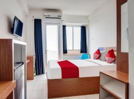 Super OYO 91045 Tower Mahakam By Toha Room, hotel with parking in Bekasi