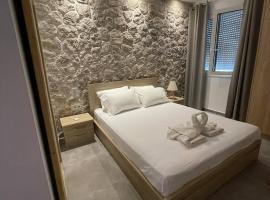 Armonia - Brand new apartment in Ermioni Village, hotel near Katafyki Gorge, Ermioni