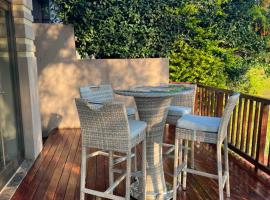 Pecanwood Lake View, apartamento en Hartbeespoort