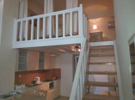 Roula's Suites, vacation rental in Andros