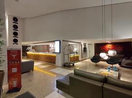 Suíte alto-padrão LETs IDEA, hotel in Brasília