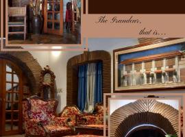 RF ANICETO MANSION, bed and breakfast a Vigan