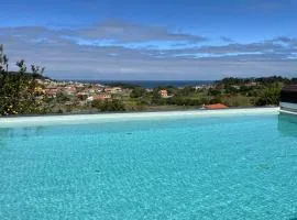 CHALET CON VISTAS AL MAR, PISCINA, PISTA FUTBOL...IDEAL PARA FAMILIAS CON NIÑOS
