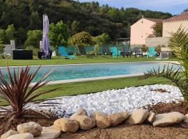 Villa 3 ch, 6/8p, avec piscine Luberon, Provence, hotel a Saignon