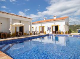 Carrapateiramar Guest House, hotel near Southwest Alentejo and Vicentine Coast Natural Park, Carrapateira