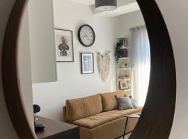 Apartament Na Grobli, Przy Kładce Zwierzynieckiej, hotell Wrocławis huviväärsuse Loomaaed lähedal