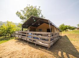 Lodge Holidays - Camping Podere Sei Poorte, tented camp en Genga