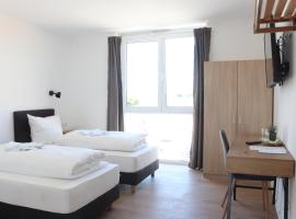 Motel Bergtheim - Self Check-in, hotel with parking in Bergtheim
