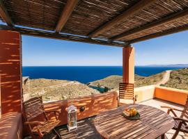 Family Fun in the Infinite Aegean by Neuvel, hotel with parking in Káto Meriá