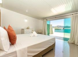 Viesnīca Cobertura de frente para mar! pilsētā Angra dus Reisa