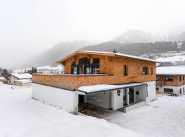 Chalet Vega - Arlberg Holiday Home, Villa in Pettneu am Arlberg