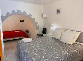 LOGIS Hôtel La Chaumière, hotell i Marseillan