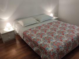 Private Accommodation Raspudic, hotel in Split