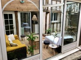 T2 style cottage - Véranda & Terrasse extérieure, hôtel à Tours