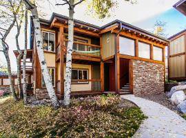 Willows Condos by Snowmass Vacations: Snowmass Village şehrinde bir otel