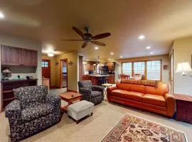 JG Farm Lake Retreat