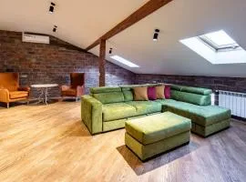 Romari Apartment Вірменська