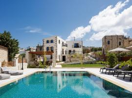 Astérion에 위치한 주차 가능한 호텔 New luxurious villa with stunning pool,views &bbq!