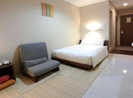 Honjo Grand Hotel / Vacation STAY 38640, hotell sihtkohas Yurihonjo