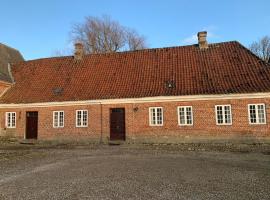 Ferielejlighed i herregårdsmiljø, cottage di Hornsyld