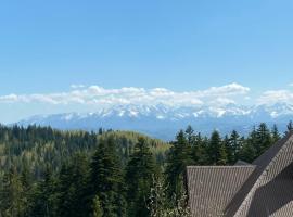 Nocleg pod Turbaczem: Nowy Targ, Długa Polana Ski Lift yakınında bir otel