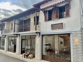 Thiamis Guesthouse