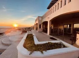 Casa San Miguel - Beachfront House