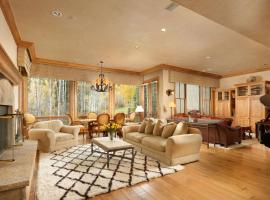 Two Creeks by Snowmass Vacations, self catering accommodation in Aspen