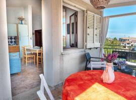 Ampia veranda coperta spiaggia 1 km Budoni Affitti, nhà nghỉ dưỡng ở Tanaunella