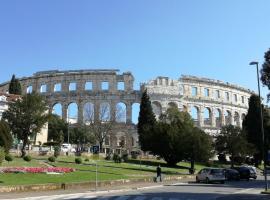 Apartment Bella, hotel near Benazic Winery, Pula