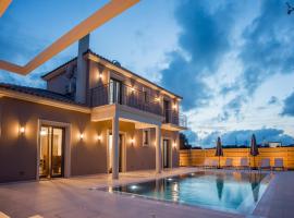 Luxury Villa Chrisi, hotel v destinaci Svoronata